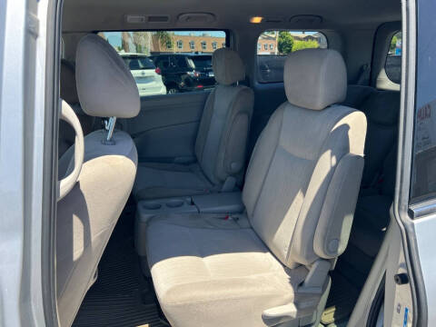 2017 Nissan Quest SV