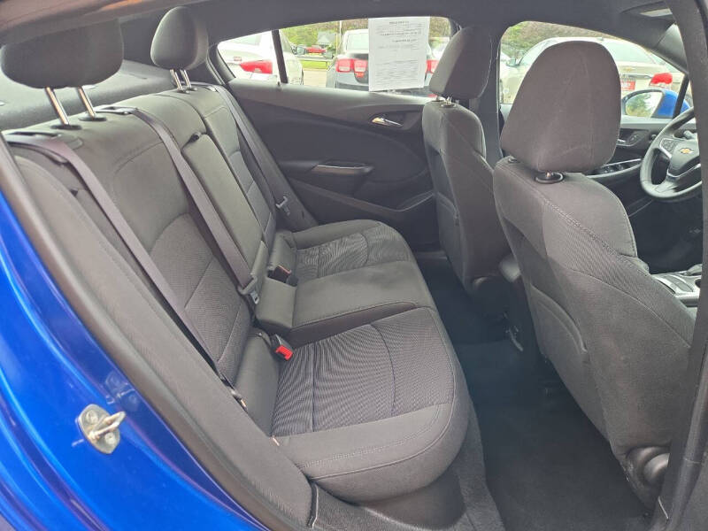 2017 Chevrolet Cruze LT Auto
