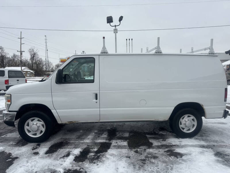 2009 Ford E-Series E-250