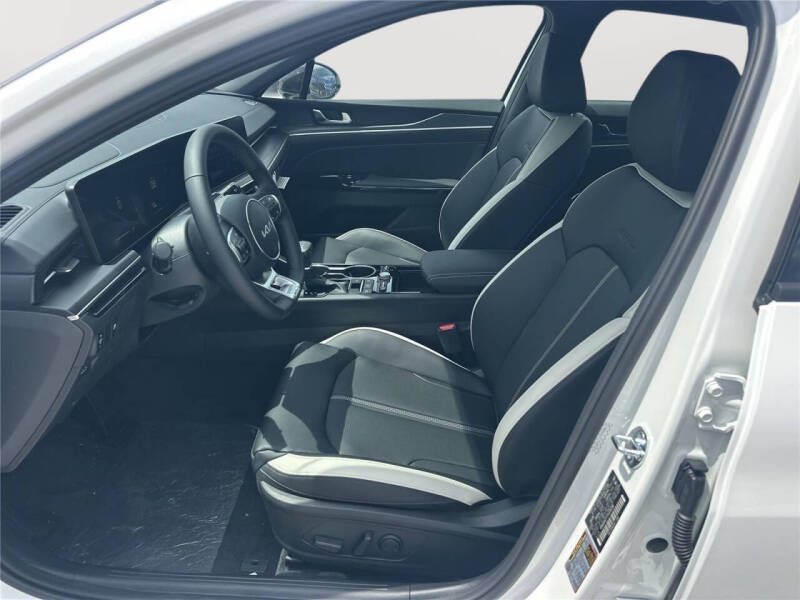 2026 Kia K5