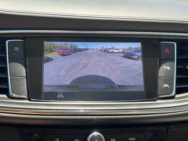 2023 Buick Enclave Essence