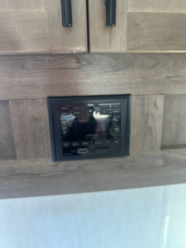 2022 Forest River Vengeance Rogue 26VKS