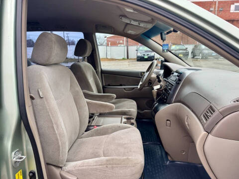 2008 Toyota Sienna CE 7-Passenger