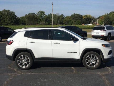 2022 Jeep Compass Latitude Lux