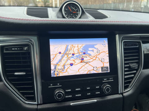 2017 Porsche Macan S