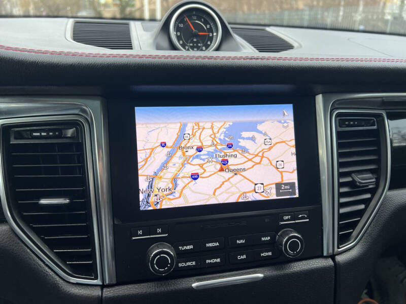 2017 Porsche Macan S