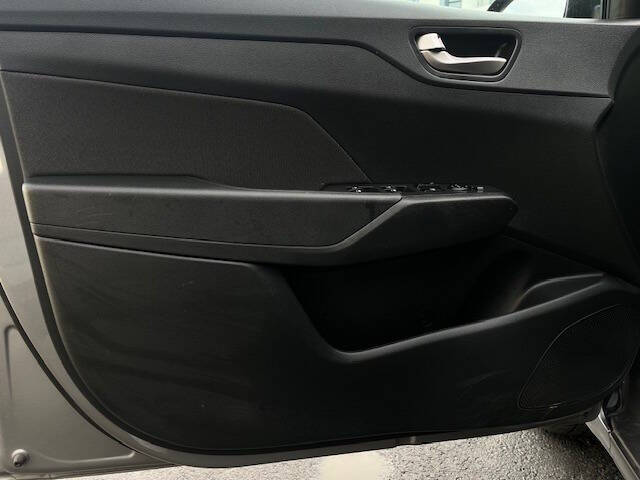 2022 Hyundai Accent SE