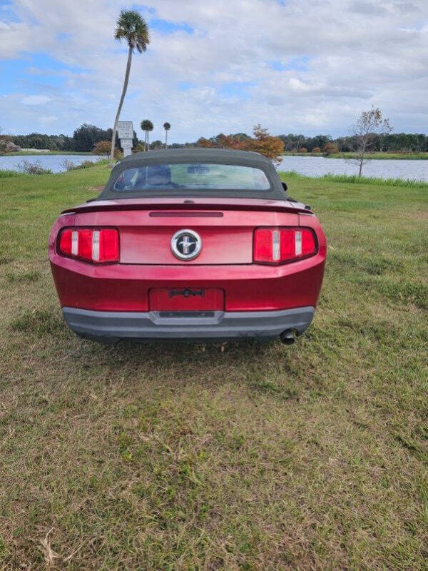 2010 Ford Mustang V6