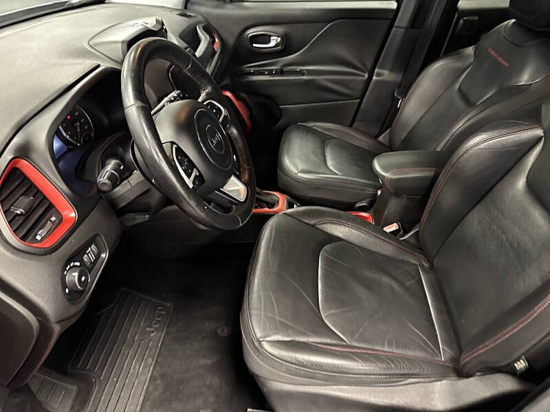 2016 Jeep Renegade Trailhawk