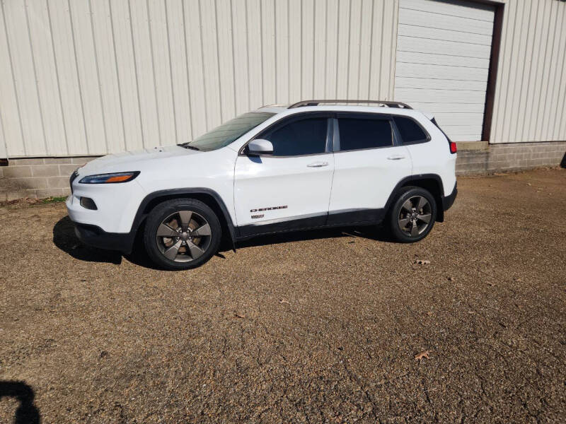 2016 Jeep Cherokee 75th Anniversary's photo