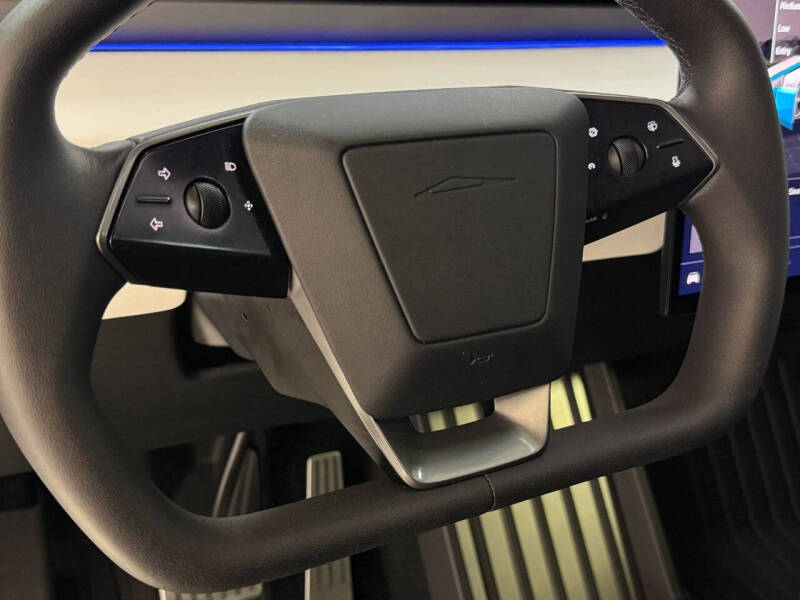 2024 Tesla Cybertruck