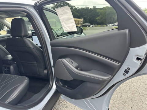 2025 Ford Mustang Mach-E Select