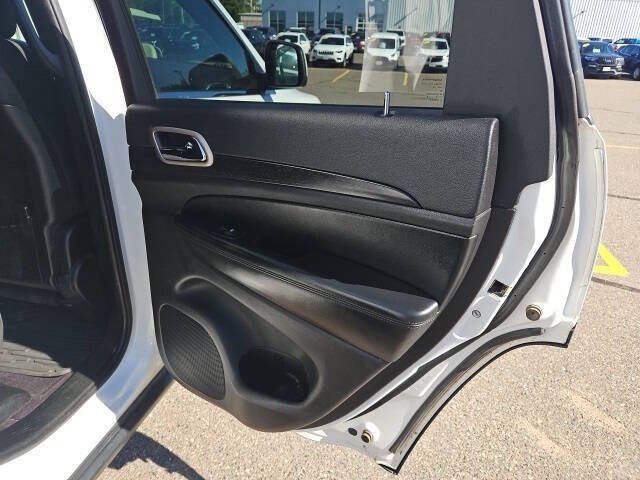 2017 Jeep Grand Cherokee Laredo