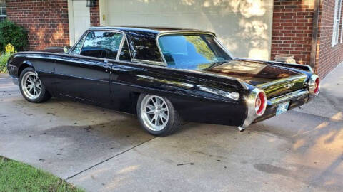 1962 Ford Thunderbird