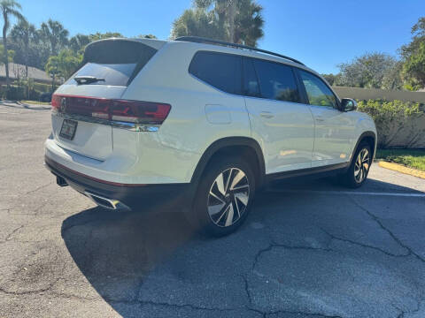 2024 Volkswagen Atlas SE