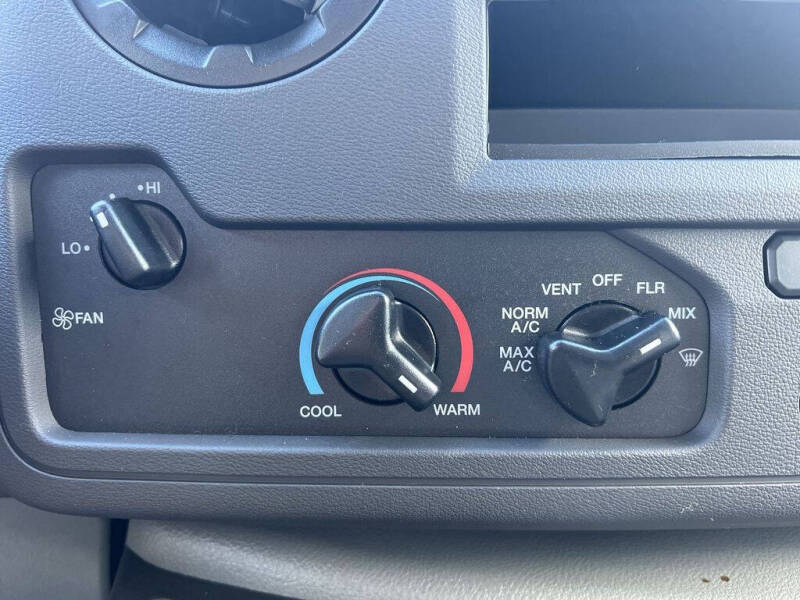 2024 Ford E-Series