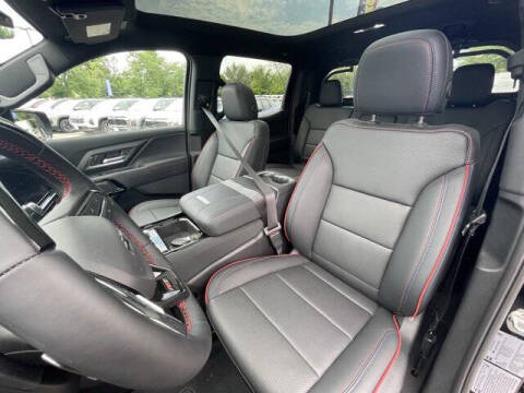 2025 Chevrolet Silverado EV RST