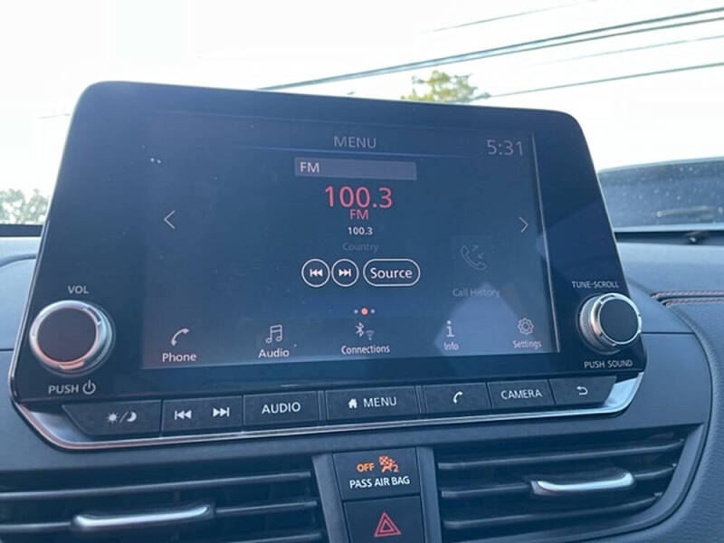 2019 Nissan Altima 2.5 SR