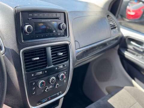 2013 Dodge Grand Caravan SE