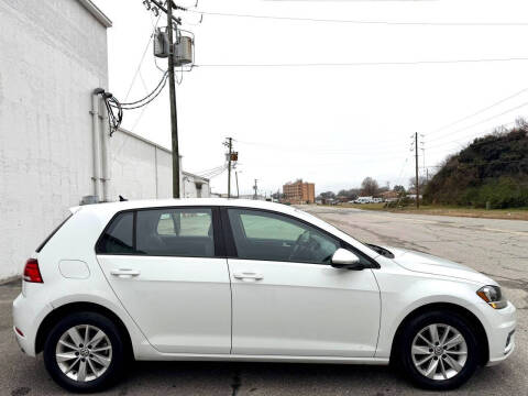 2018 Volkswagen Golf TSI S