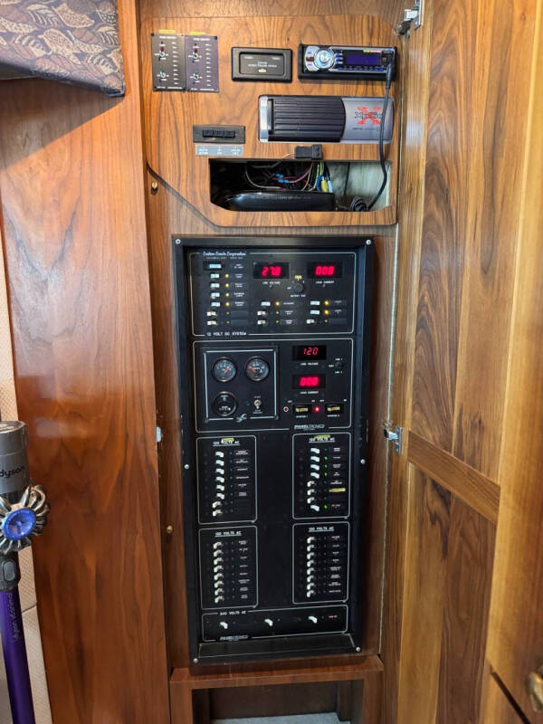 1997 MCI Custom Coach