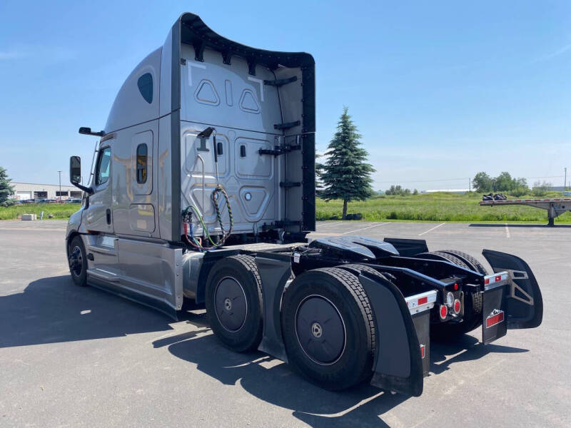 2026 Freightliner Cascadia