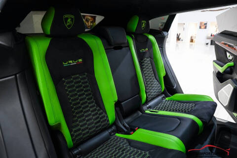 2022 Lamborghini Urus