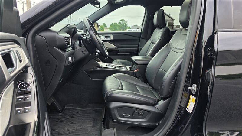 2022 Ford Explorer ST