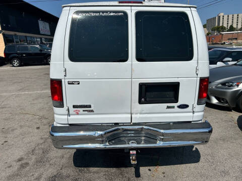 2014 Ford E-Series E-250