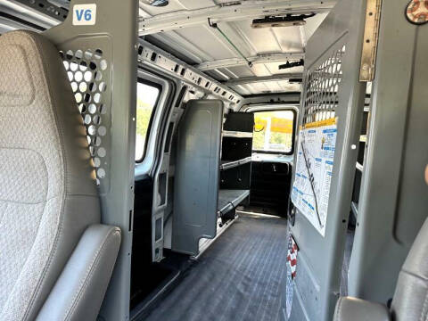 2016 Chevrolet Express 2500