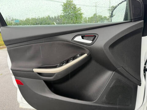 2012 Ford Focus SEL