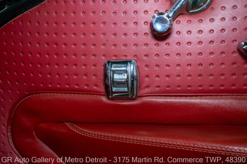 1955 Oldsmobile 98 Starfire