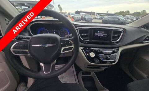 2019 Chrysler Pacifica LX