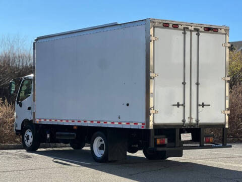2020 Hino 195