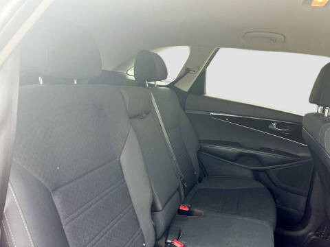 2019 Kia Sorento S V6