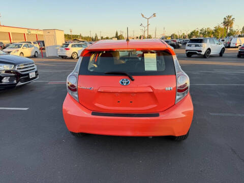 2012 Toyota Prius c Two