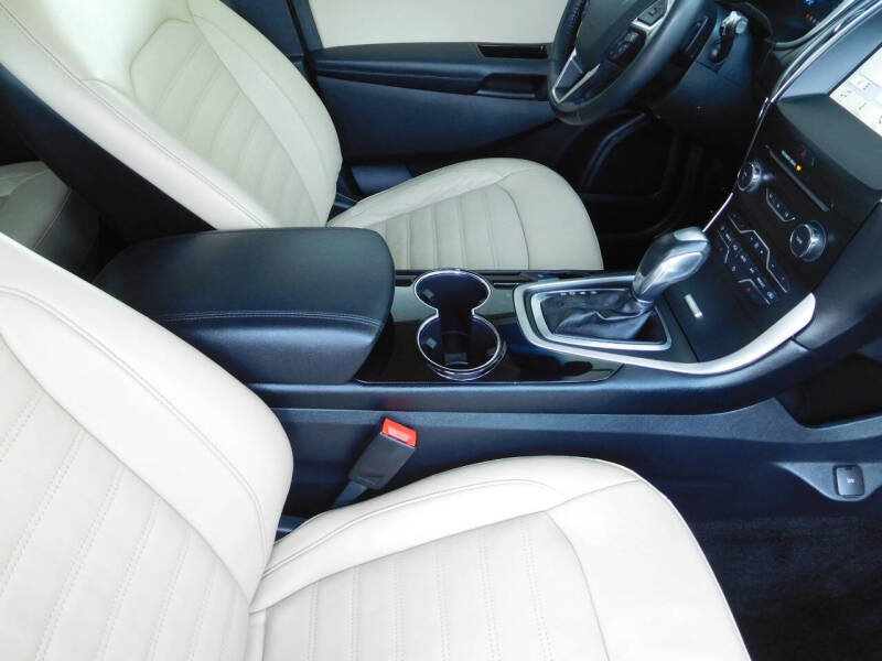 2018 Ford Edge SEL
