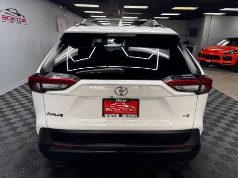 2021 Toyota RAV4 LE