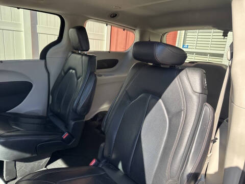 2019 Chrysler Pacifica Touring L