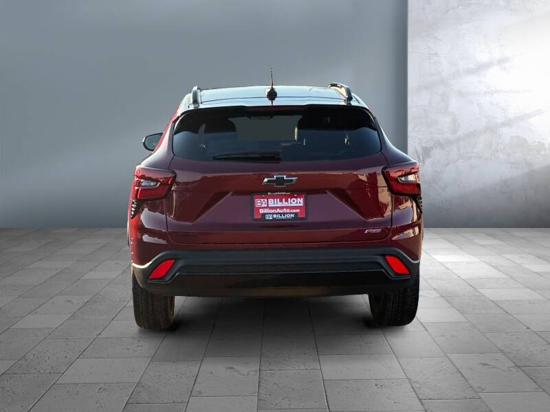 2025 Chevrolet Trax RS