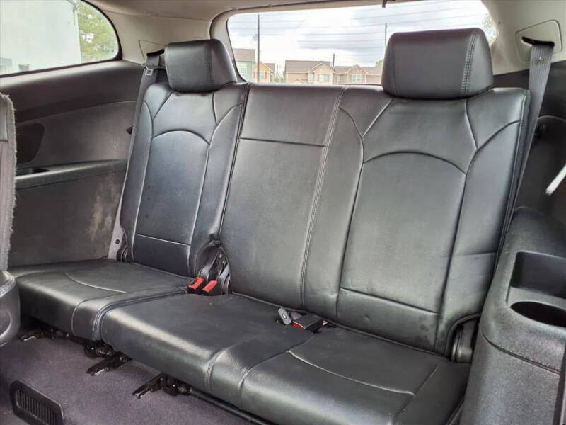 2010 Chevrolet Traverse LT