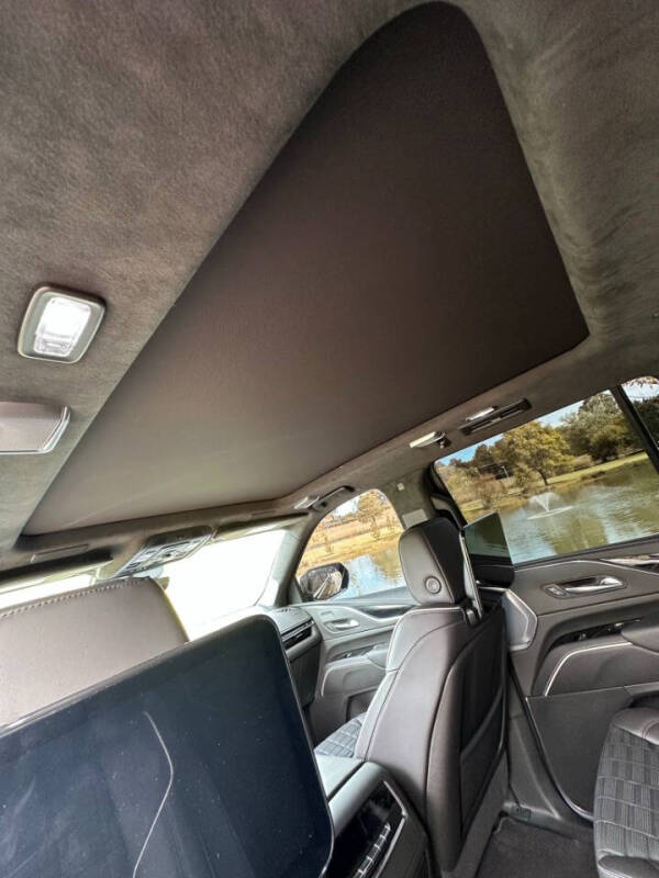 2023 Cadillac Escalade-V