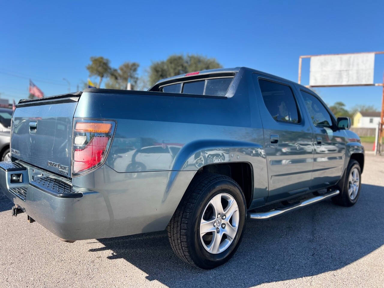 2006 Honda Ridgeline for sale at J-R Auto Sales LLC in Houston, TX