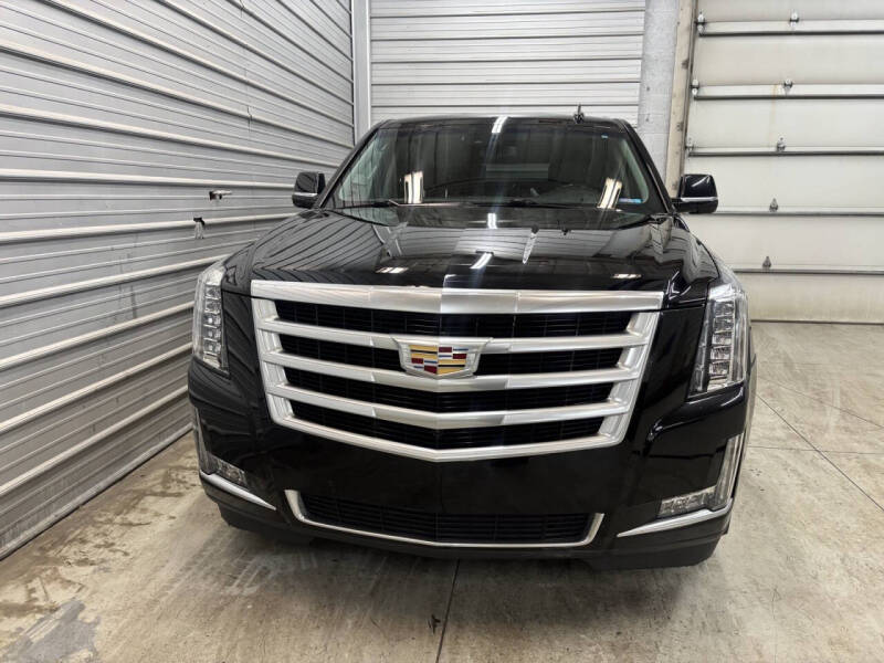 2019 Cadillac Escalade ESV Luxury
