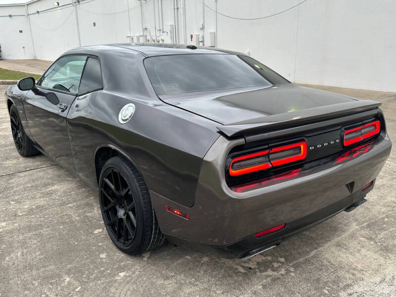 2017 Dodge Challenger R/T