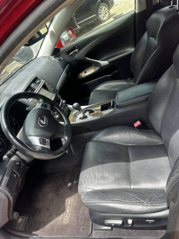 2012 Lexus IS 250 - Photo 21