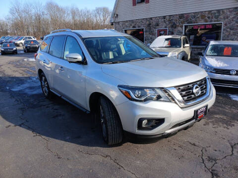 2019 Nissan Pathfinder SL