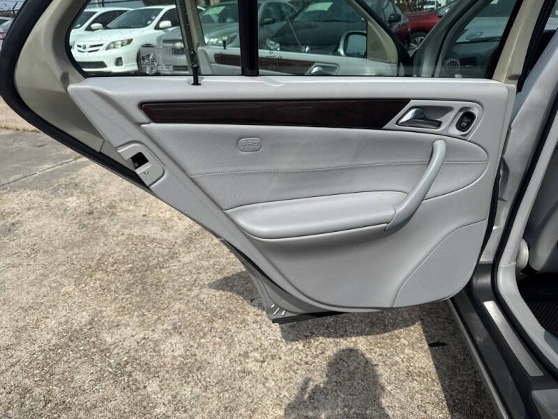 2002 Mercedes-Benz C-Class C 240