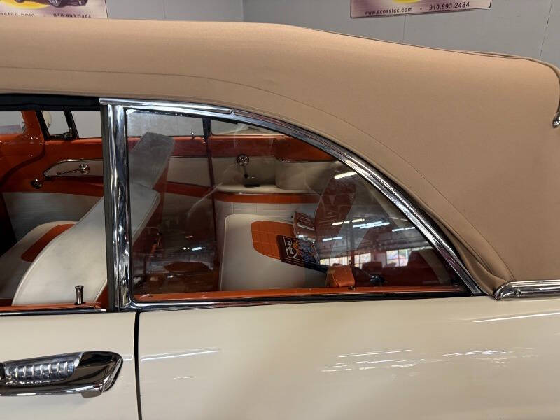 1956 Ford Sunliner
