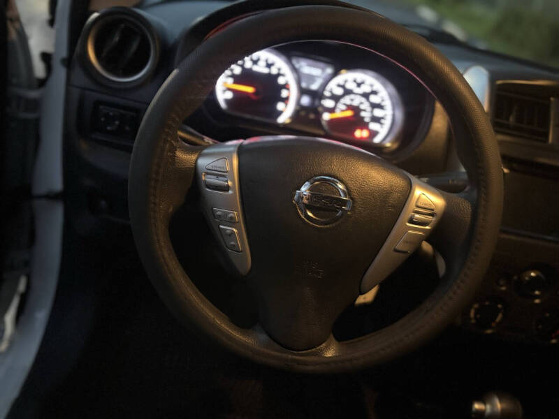 2017 Nissan Versa 1.6 SV